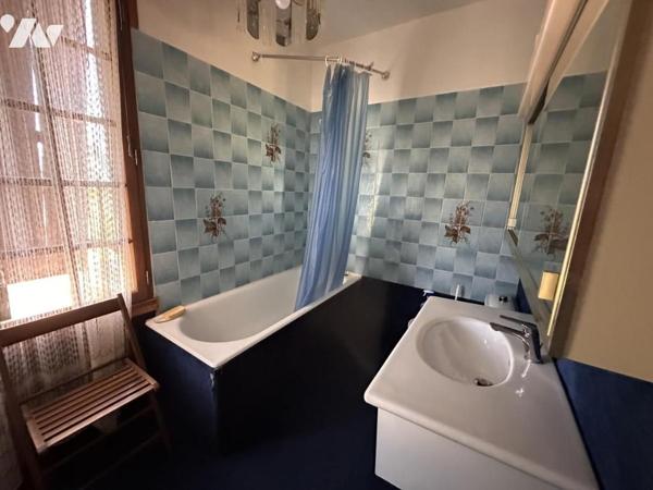 A VENDRE VANNES Sud, proximité Conleau, en impasse au calme, maison 198 m² hab. jardin 