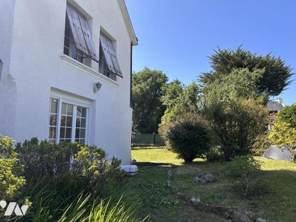 A VENDRE VANNES Sud, proximité Conleau, en impasse au calme, maison 198 m² hab. jardin 