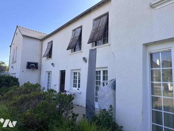 A VENDRE VANNES Sud, proximité Conleau, en impasse au calme, maison 198 m² hab. jardin 