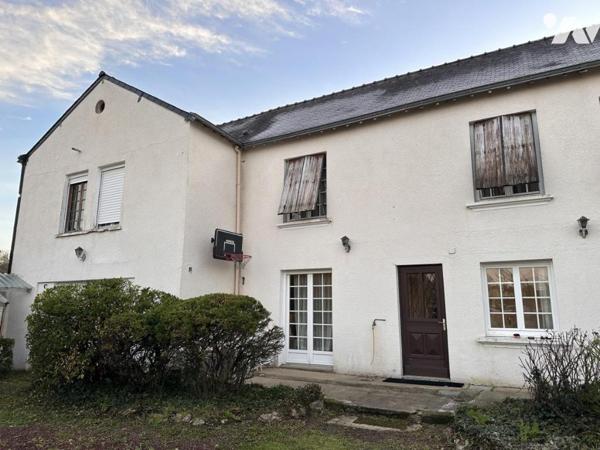 A VENDRE VANNES Sud, proximité Conleau, en impasse au calme, maison 198 m² hab. jardin 