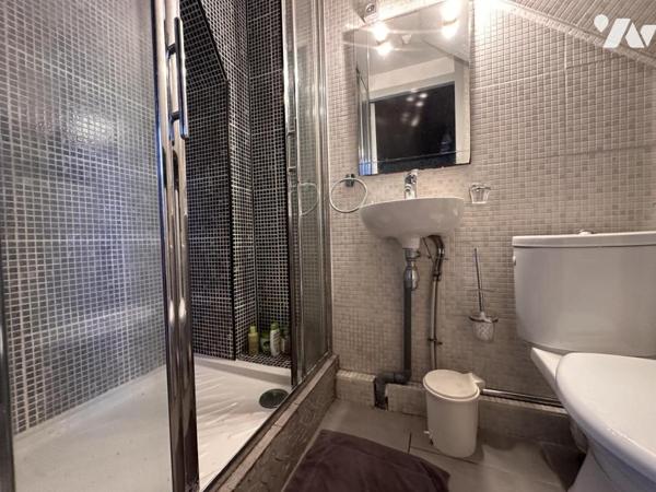 A VENDRE VANNES Sud, proximité Conleau, en impasse au calme, maison 198 m² hab. jardin 
