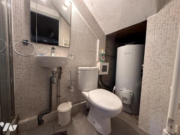 A VENDRE VANNES Sud, proximité Conleau, en impasse au calme, maison 198 m² hab. jardin 