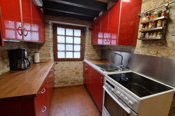A vendre campagne de MELESSE, maison 4 chambres, 3 chambres au rez-de-chaussée avec salle d'eau et salle de bains, parcelle de plus de 1600m², 134 m² habitable