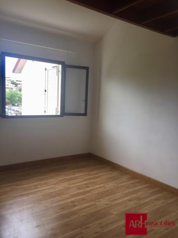 F3 / 4 ST GILLES LES BAINS centre