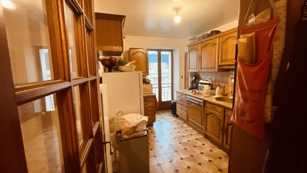 Avallon (89200) Appartement duplex : F4 de 77,49 m2 à AVALLON 109 000 € F.A.I.