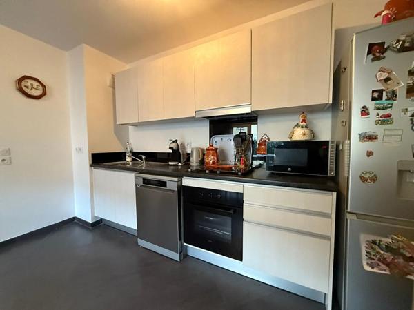 Exclusivité ! Appartement Ballancourt Sur Essonne 2 pièce(s) 43.2 m2