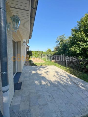 Vente
                Maison95 m² - 4 Pièces -
                    ORCHAMPS (39700)