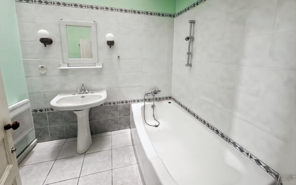 Appartement à louer    4 pièces • 80,38 m2 Châteaubriant