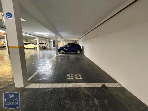 Parking à louer