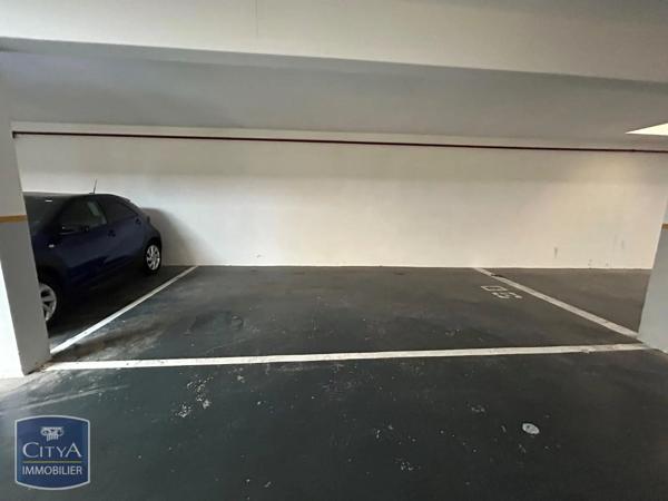 Parking à louer