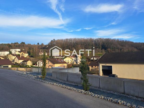 Terrain constructible au calme