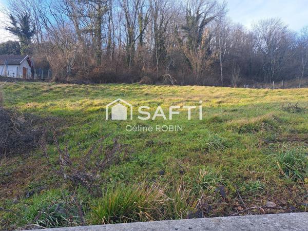 Terrain constructible au calme