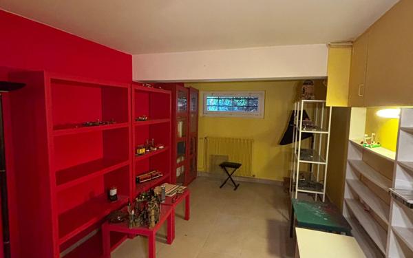 Maison à vendre    5 pièces • 187,81 m2 Saint-Maur-des-Fossés