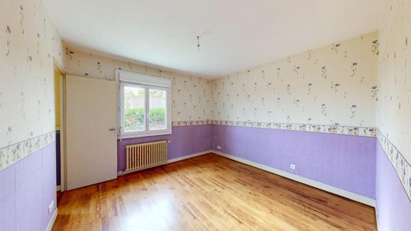 ETREPAGNY 4 Chambres sous sol Jardin