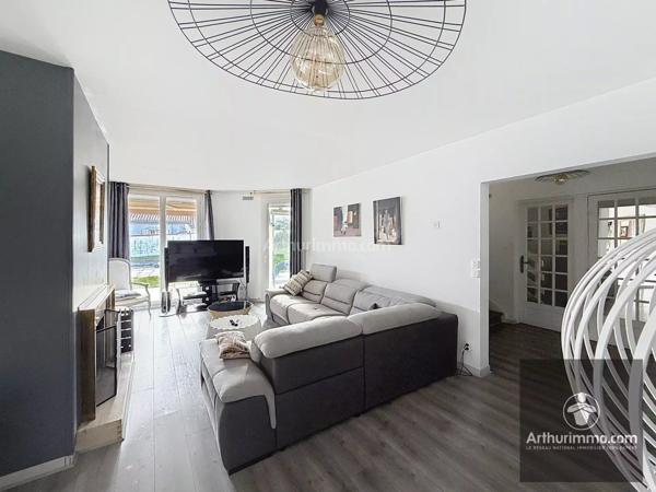 Vente Maison 7 pièces 118 m2 à Villerest