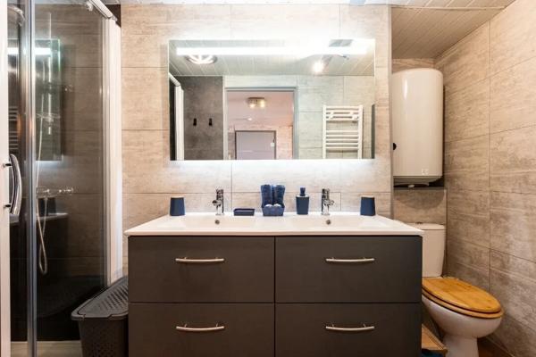 Appartement traversant avec vue imprenable sur la Méditerranée