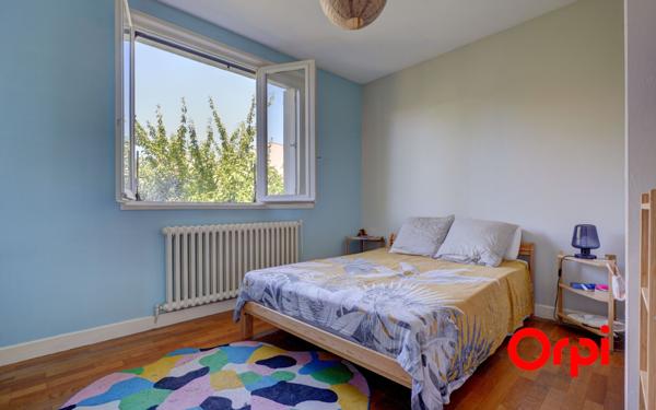 Maison à vendre    4 pièces •  Saint-Genis-Laval