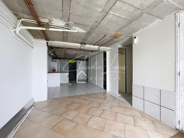 MAISON FAMILIALLE 160m2 de 6 pièces sur un terrain de 492m2