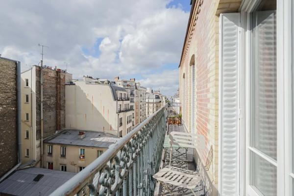 Appartement Paris 17e - BATIGNOLLES / PONT CARDINET