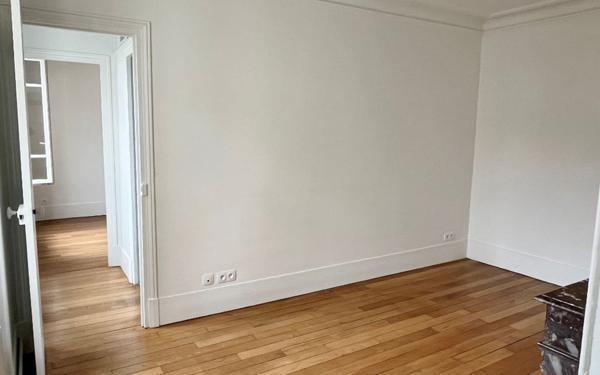 Appartement à louer    5 pièces •  Versailles