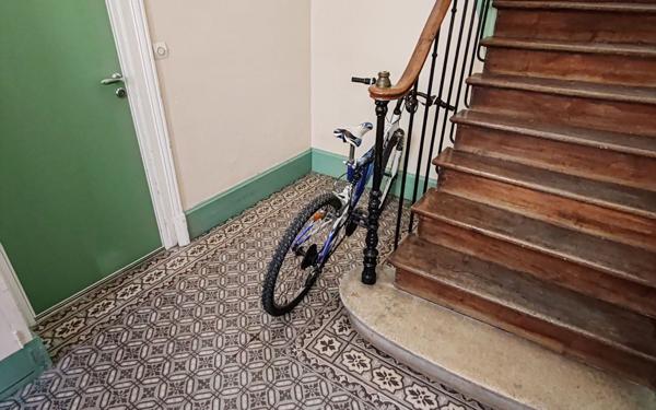 Immeuble à vendre    12 pièces •  Épernay