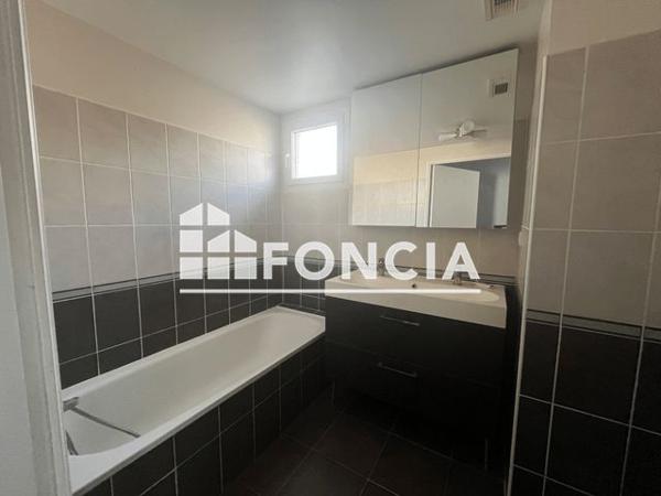 Location Appartement 4 pièces 81 m² - PARC HORIZON II Saint Raphael 83700