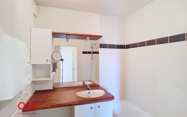 Maison à vendre    3 pièces • 77,28 m2 Rezé