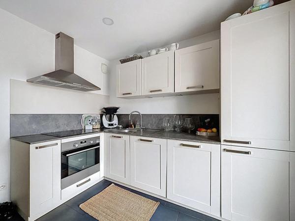 Appartement de standing à côté de la pépinière