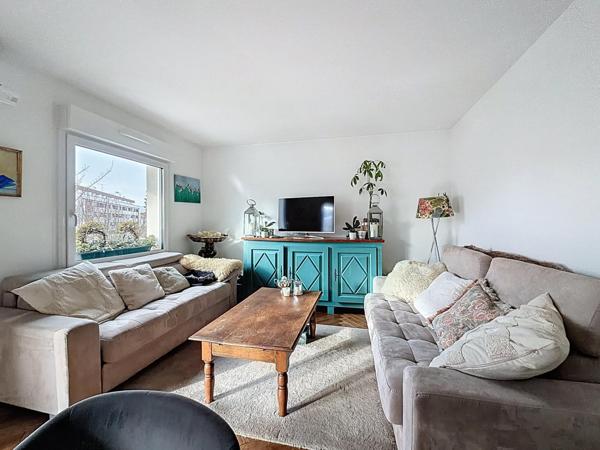 Appartement de standing à côté de la pépinière