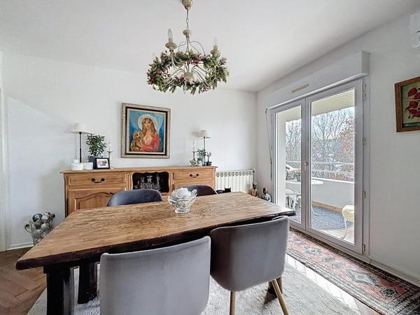 Appartement de standing à côté de la pépinière