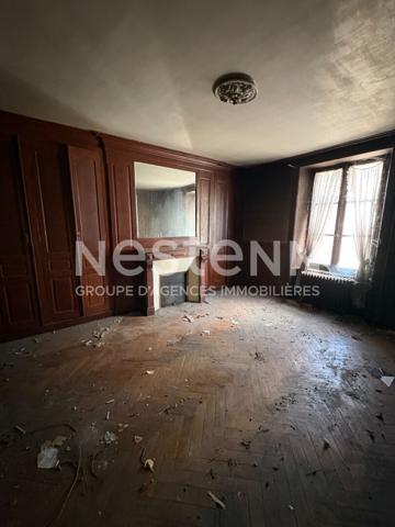 Immeuble Bort Les Orgues 8 pièce(s) 278 m2