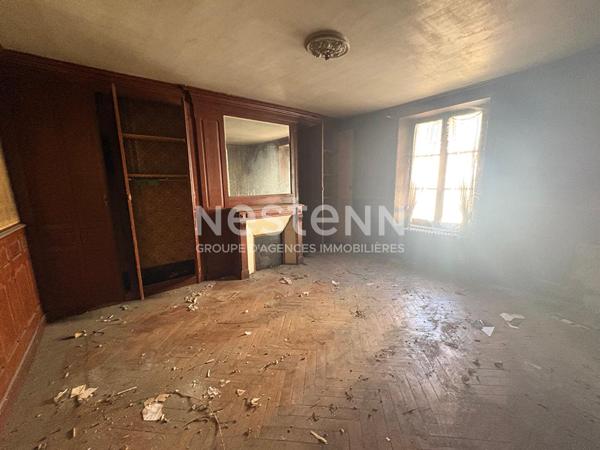 Immeuble Bort Les Orgues 8 pièce(s) 278 m2
