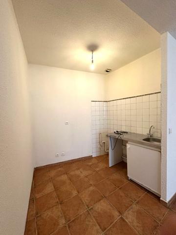 CARCASSONNE - Studio de 25 m² proche Boulevard