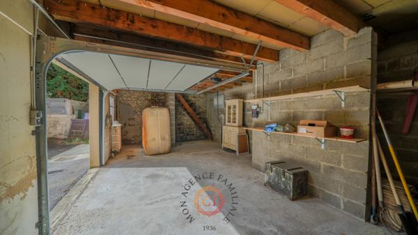 Maison
                                                                                                                                                                                                                                                                                                                        6 pièce(s)                                                                                                                                                                                                          3 chambre(s)                                                                                                                                                                                                          150  m²