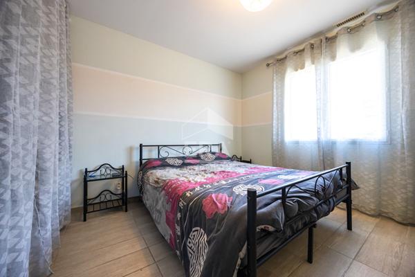 A vendre - Estagel- Villa de 2018- Plain pied - 4 chambres - Piscine