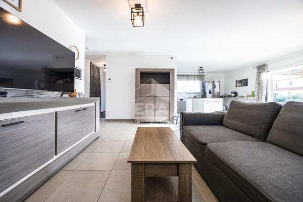 A vendre - Estagel- Villa de 2018- Plain pied - 4 chambres - Piscine