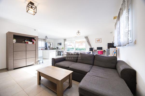 A vendre - Estagel- Villa de 2018- Plain pied - 4 chambres - Piscine