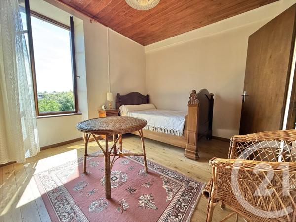 Maison à vendre  5 pièces - 102,27 m 2   LERAN  - 09