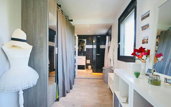 Maison à vendre    7 pièces • 210 m2 Genay