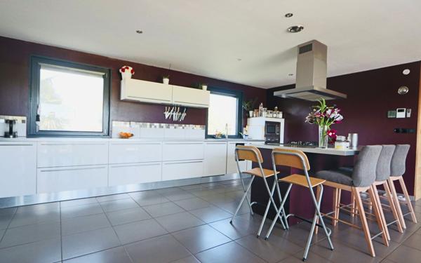 Maison à vendre    7 pièces • 210 m2 Genay