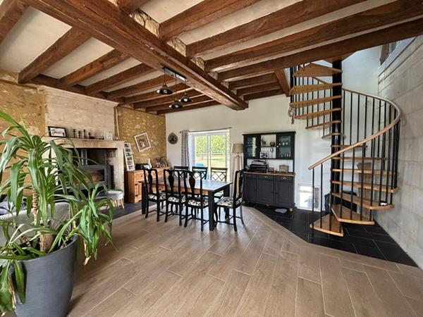 Maison Pontigne  7 pieces