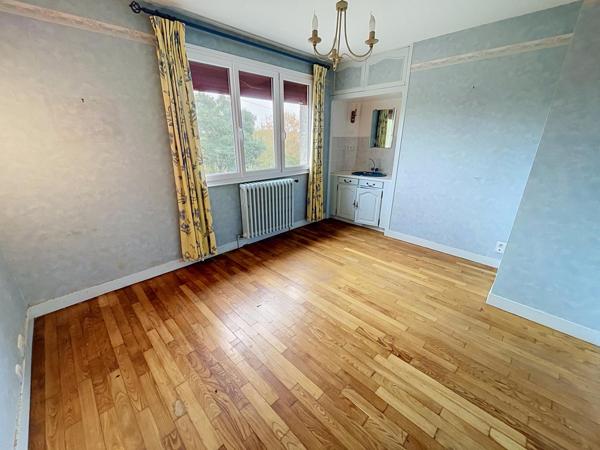 MAYENNE, proche centre ville