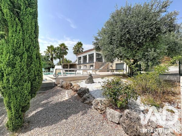 Maison à vendre 5 pièces 400 m² Roquebrune-sur-Argens