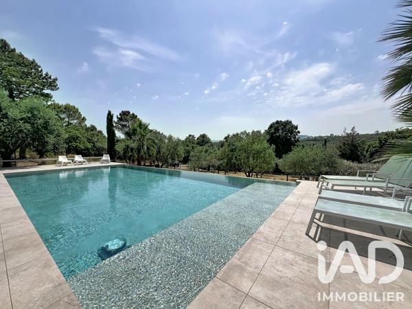 Maison à vendre 5 pièces 400 m² Roquebrune-sur-Argens