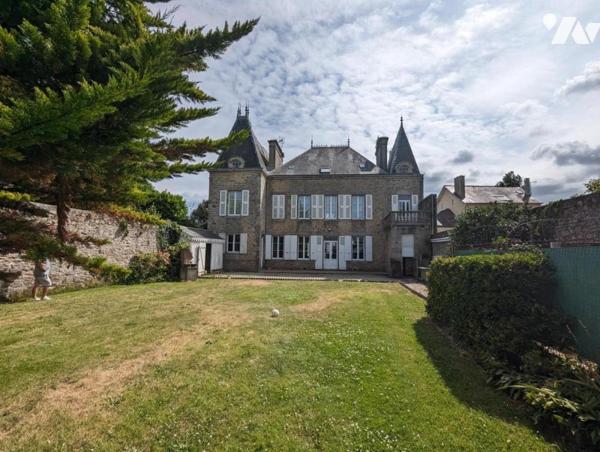 SAINT-VAAST-LA-HOUGUE - MAISON DE MAÎTRE Et TERRAIN A BÂTIR