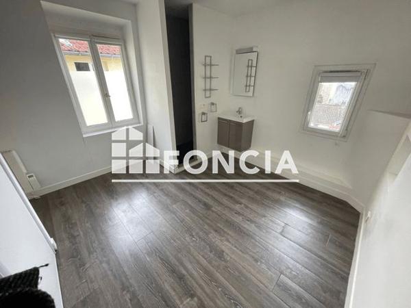 Location Appartement 3 pièces 55.34 m² - 15 RUE SAINT-PIERRE Saint-germain-en-laye 78100