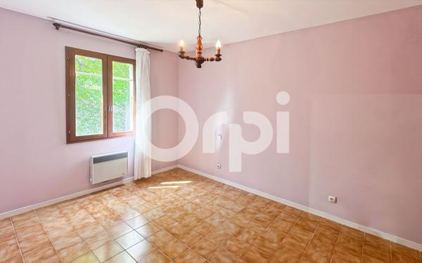 Maison à vendre    4 pièces •  Ruoms