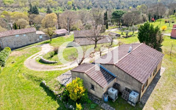 Maison à vendre    4 pièces •  Ruoms