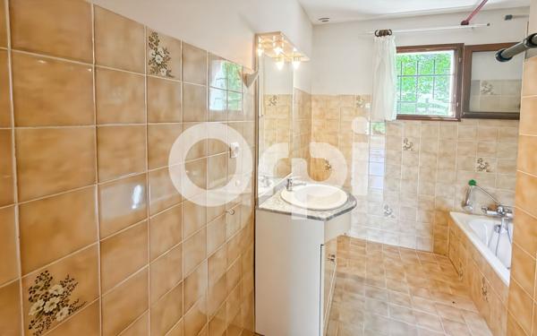 Maison à vendre    4 pièces •  Ruoms