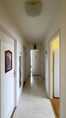 T2 avec balcon, proche des commerces